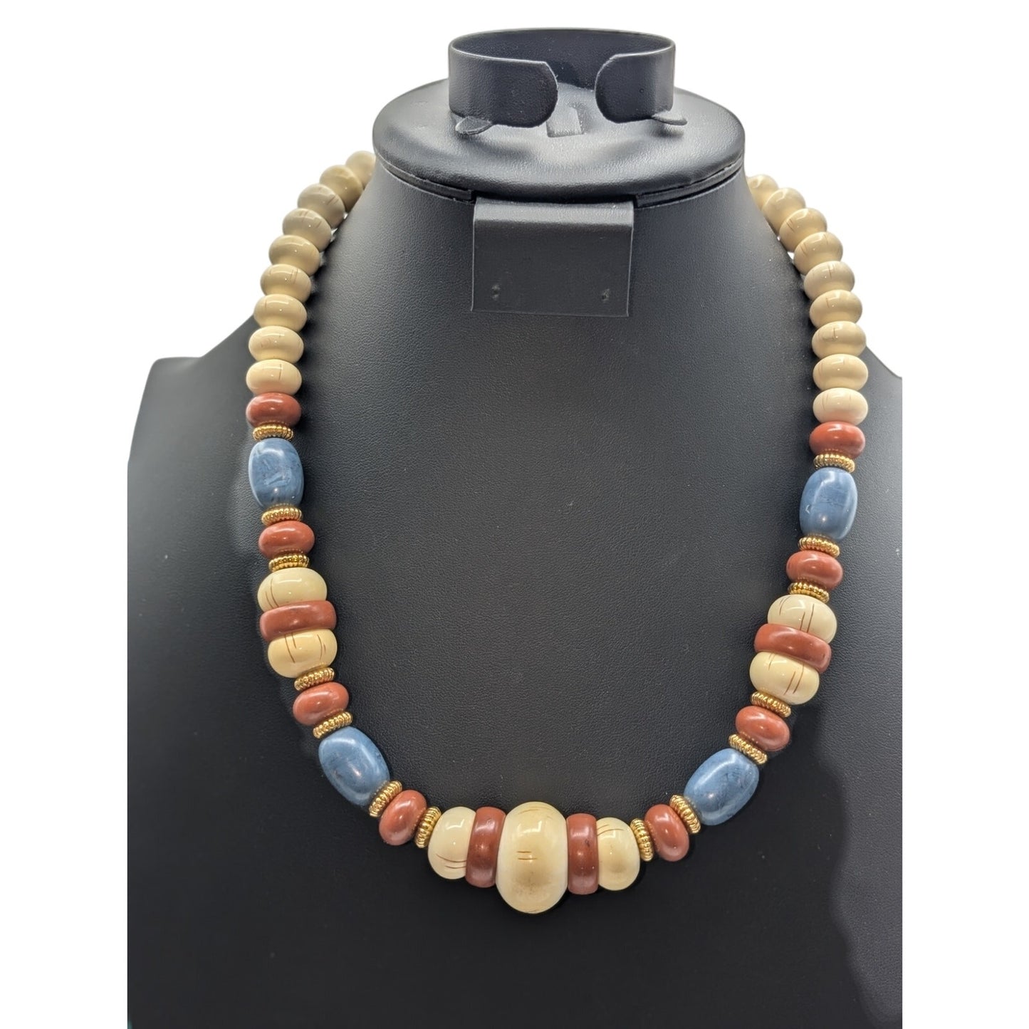 Avon Indian Summer Naturals Beaded 22" Necklace Vintage