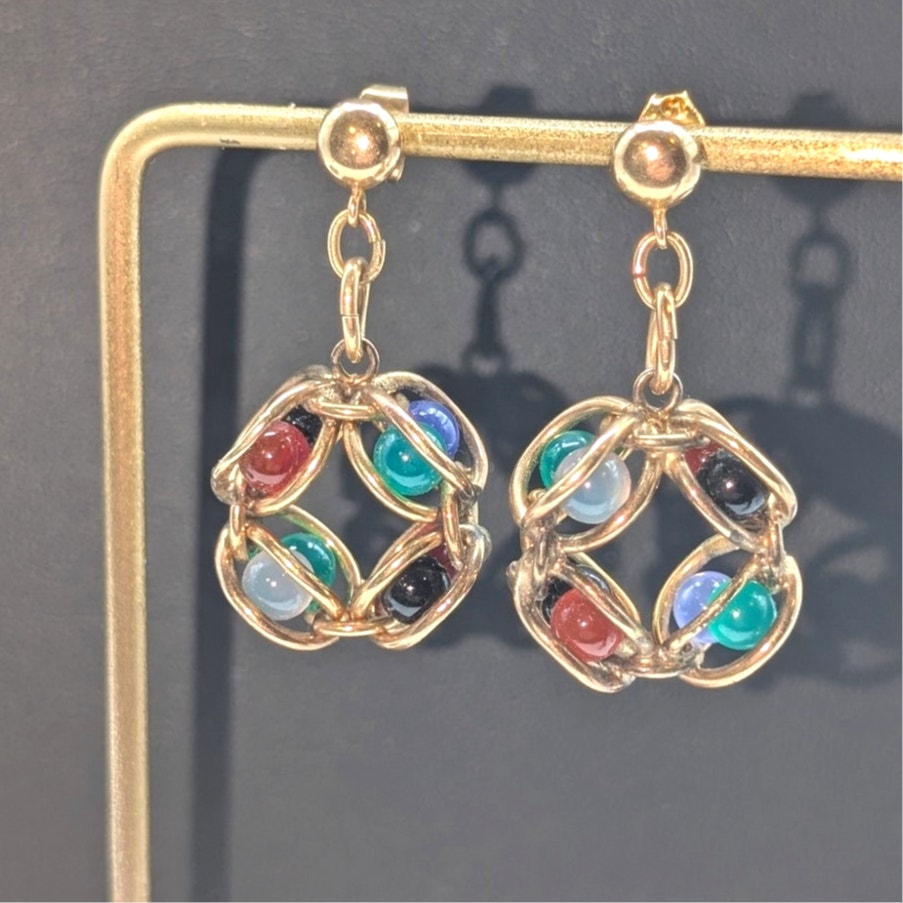 VTG B & B Bates and Bacon Co. Caged Agate Orb Beads in 1/20 12K GF Post Earrings