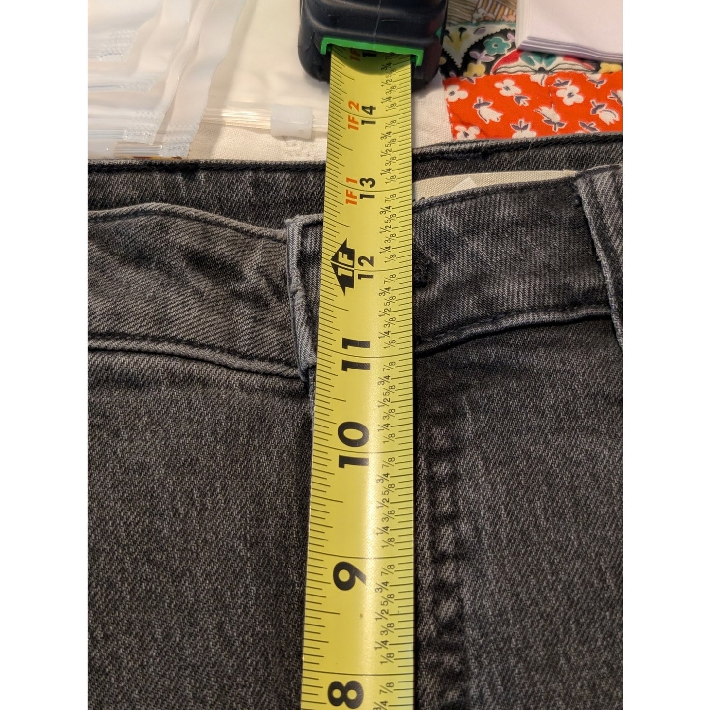 Madewell Curvy Perfect Vintage Straight Faded Black/Charcoal Frayed Hem Jean 18W
