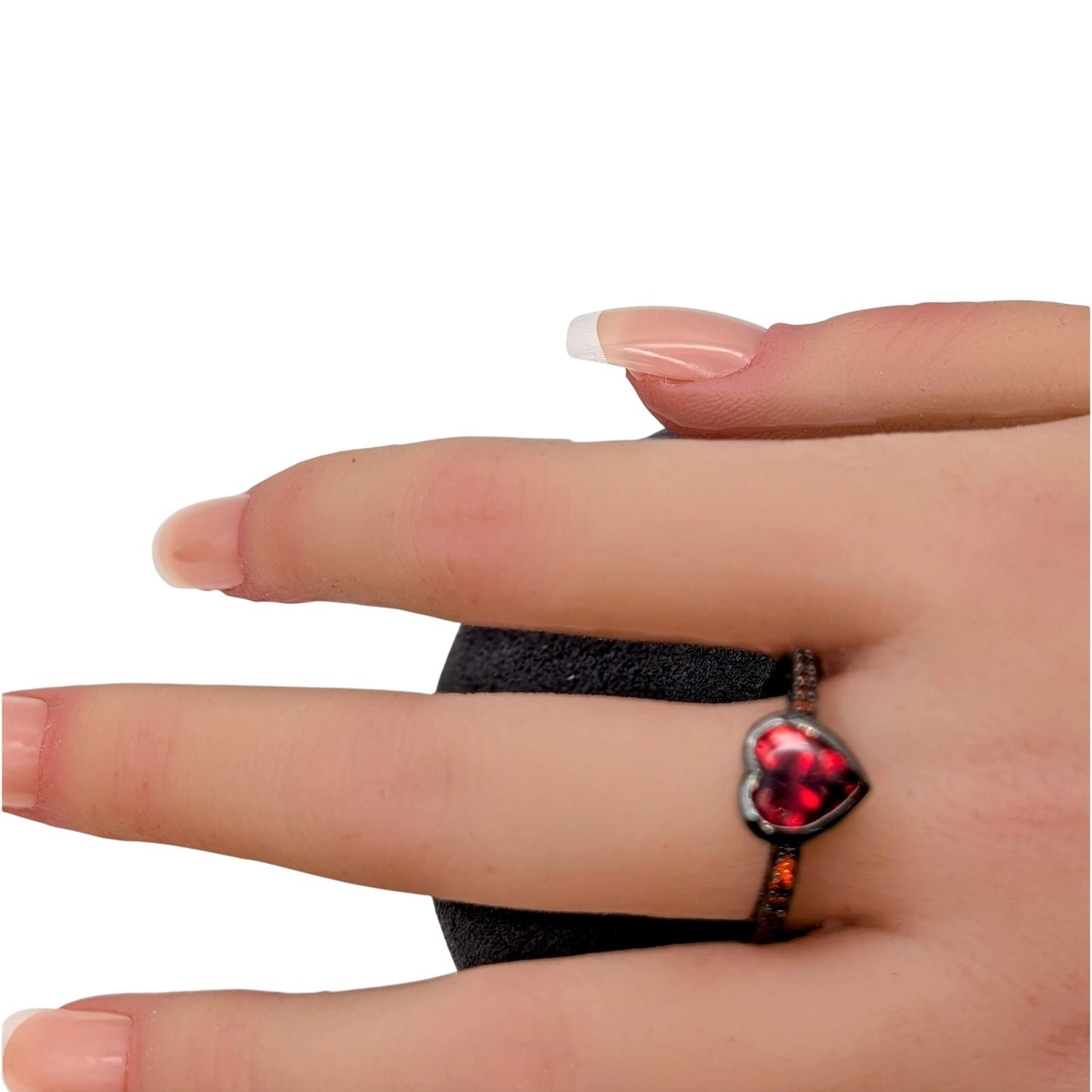 925 Sterling Gun Metal Tone Red Glass Stone Heart Ring Size 9.5