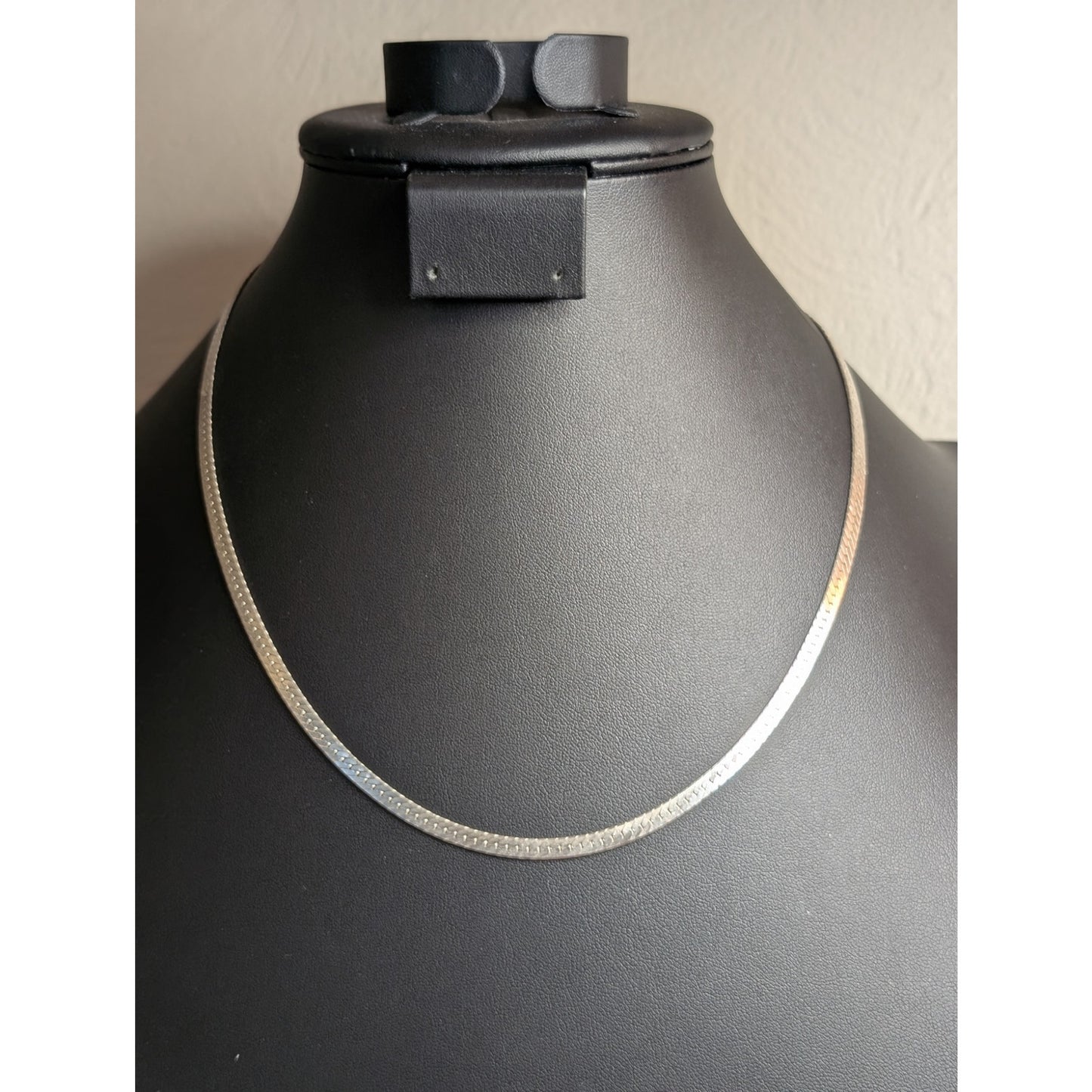 VTG 925 Italy Sterling Silver 4mm Herringbone 20" Chain W/ Lobster Claw Clasp