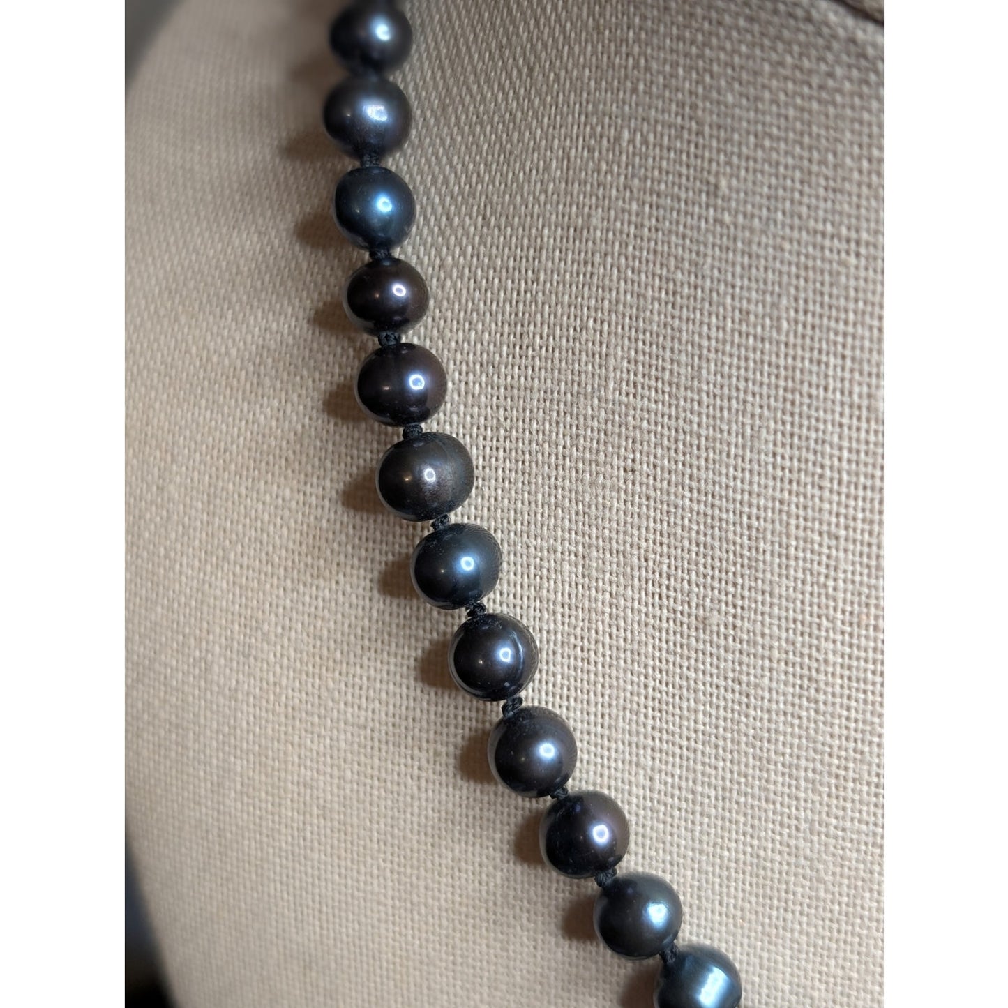 Vintage Black Freshwater Pearl Hand-Knotted Slightly Graduated 18" Necklace