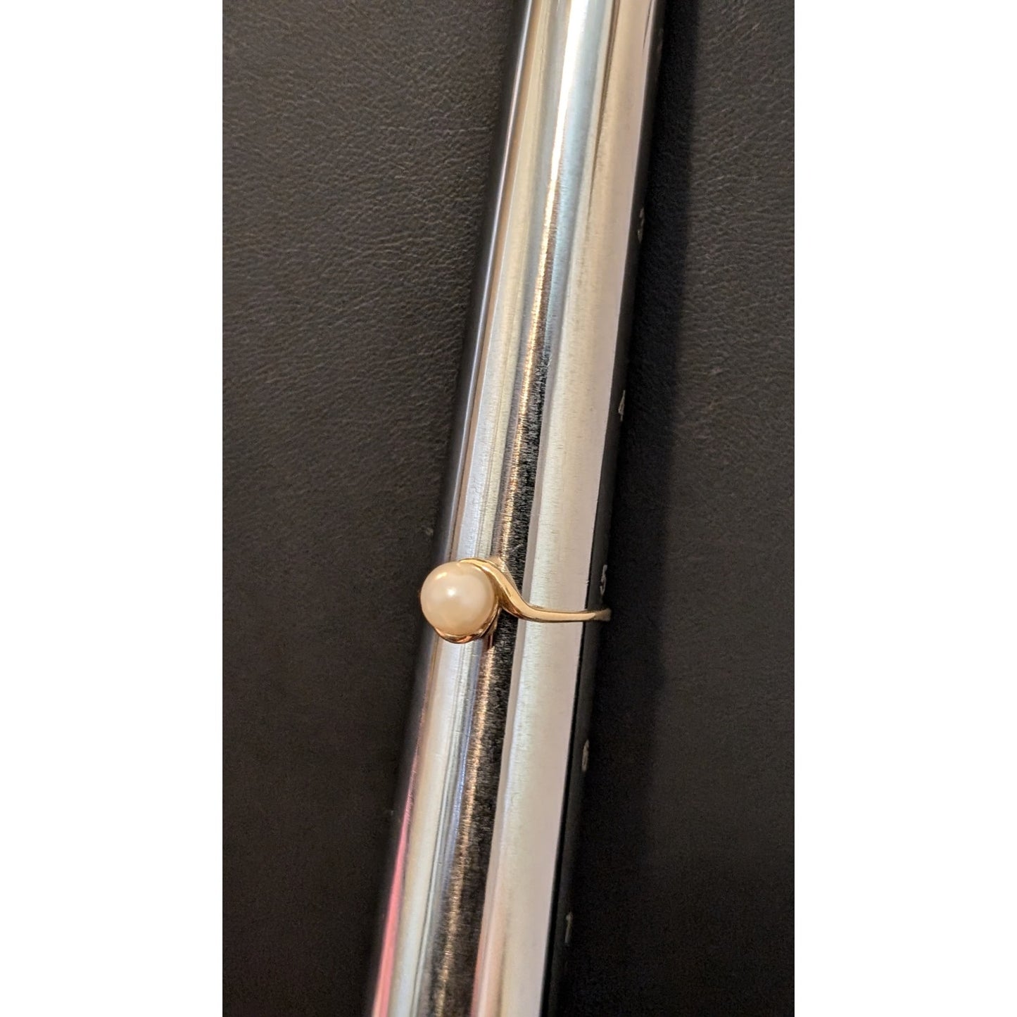 Women's 14K Yellow Gold Genuine Solitaire 6mm Pearl Ring Size 5.25