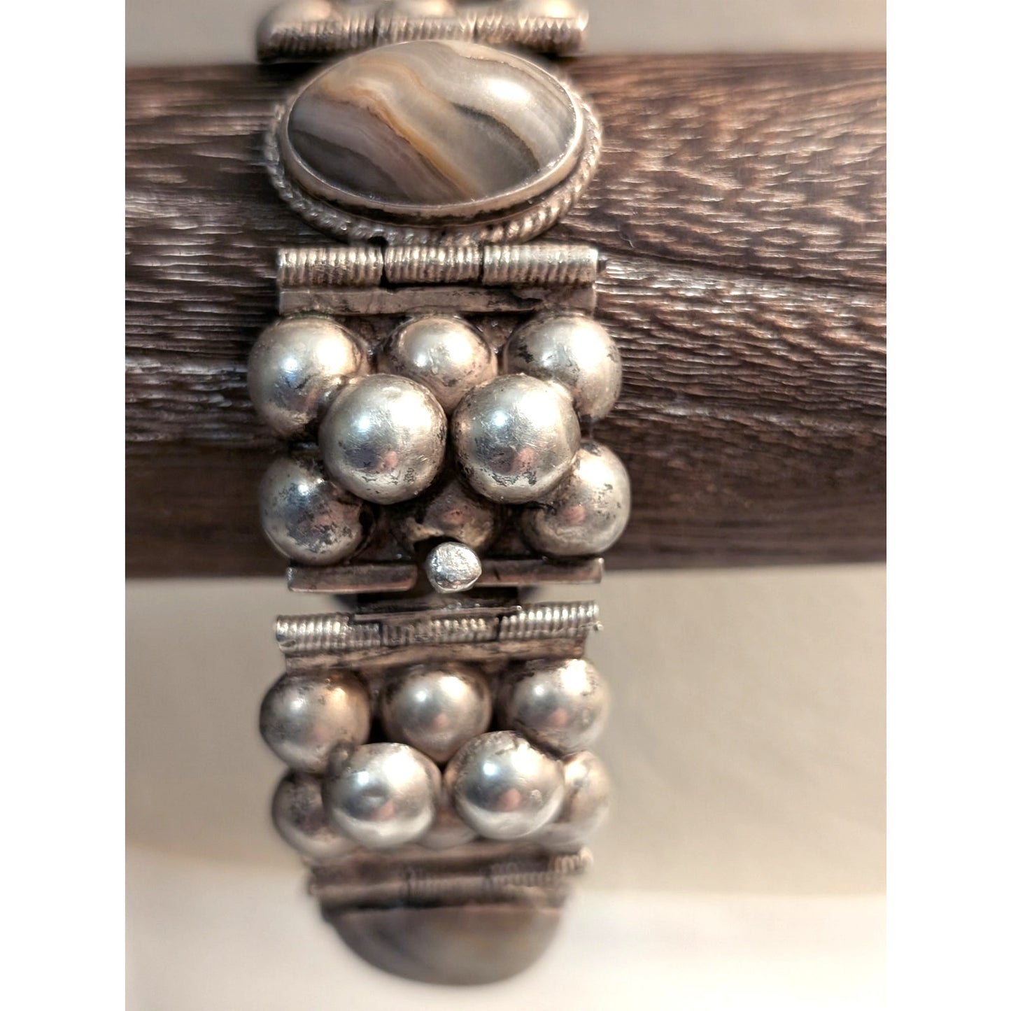 VTG Sculptural Mexican Sterling Silver Hinged Bracelet W/ Striated Agate Stones
