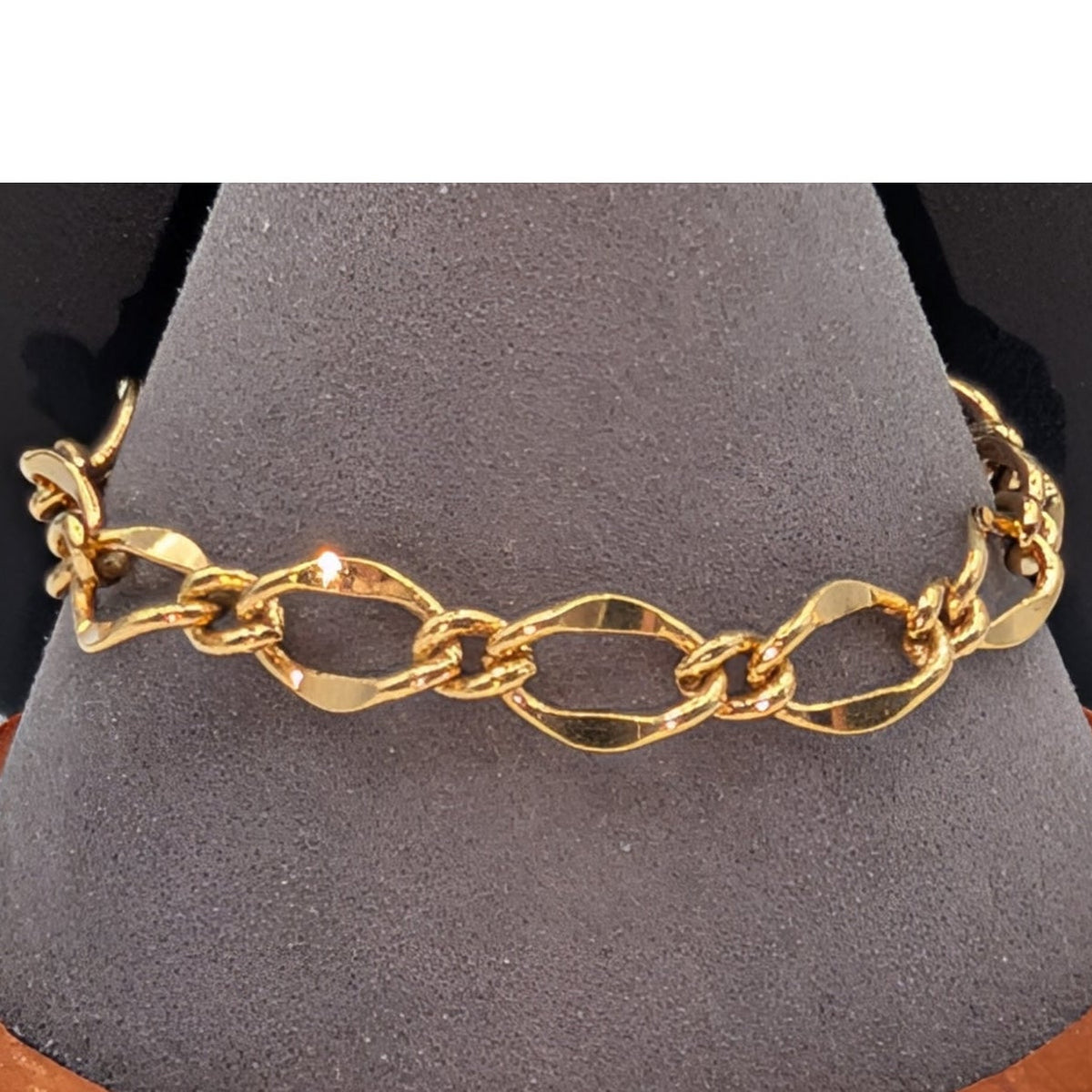 Gold Tone Chain Link Bracelet with Lobster Claw Clasp