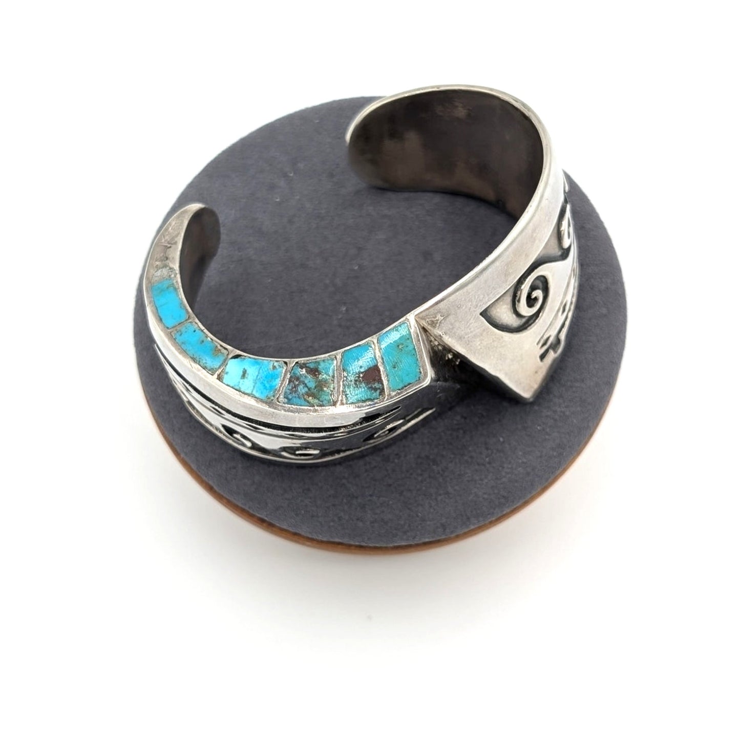 Estate VTG Native American Navajo Top Bottom Side Inlay Turquoise Sterling Cuff