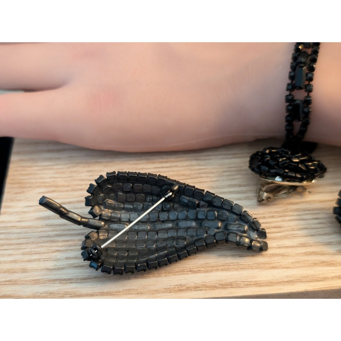 Vtg Three Pc Black Crystal Glass Beaded Leaf Brooch Button Earrings & Bracelet