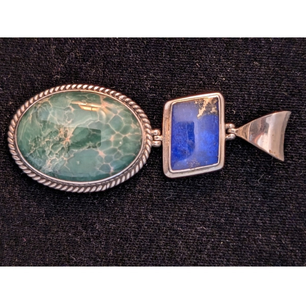 Vintage Native American Green Marbled Stone & Blue Lapiz Hinged 925 Pendant