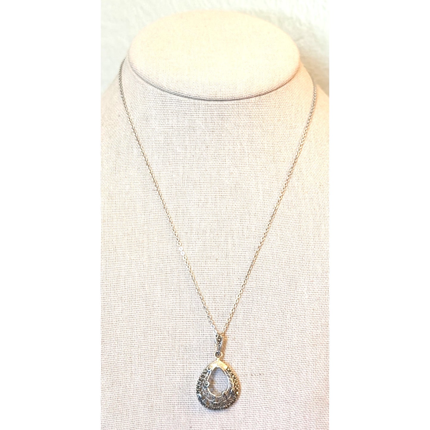 Vtg 925 Sterling Silver Filigree Teardrop Marcasite Pendant 18" Chain Necklace