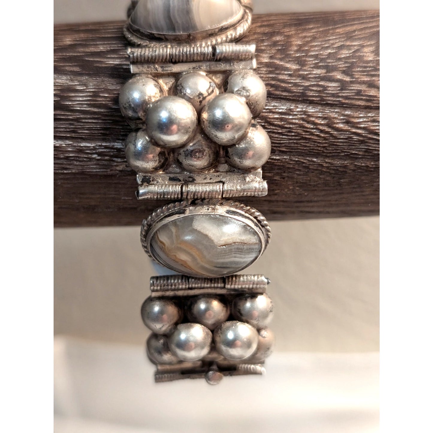 VTG Sculptural Mexican Sterling Silver Hinged Bracelet W/ Striated Agate Stones
