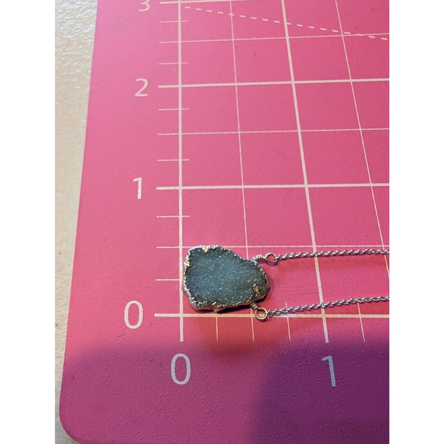 Tests as Aqua Raw Stone Druzy Unmarked Silver Tone Chain 16.5"-18.25" Necklace