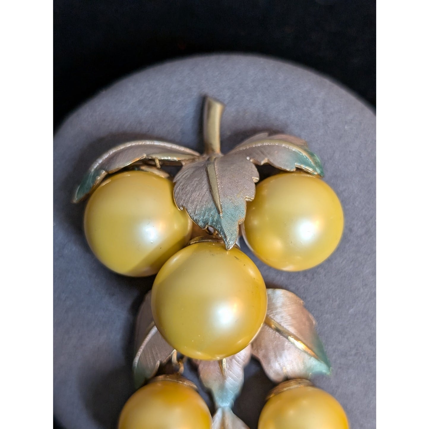 Vintage Rare LISA SCHALLERT Golden Faux Pearl Nouveau Articulated Grapes Brooch