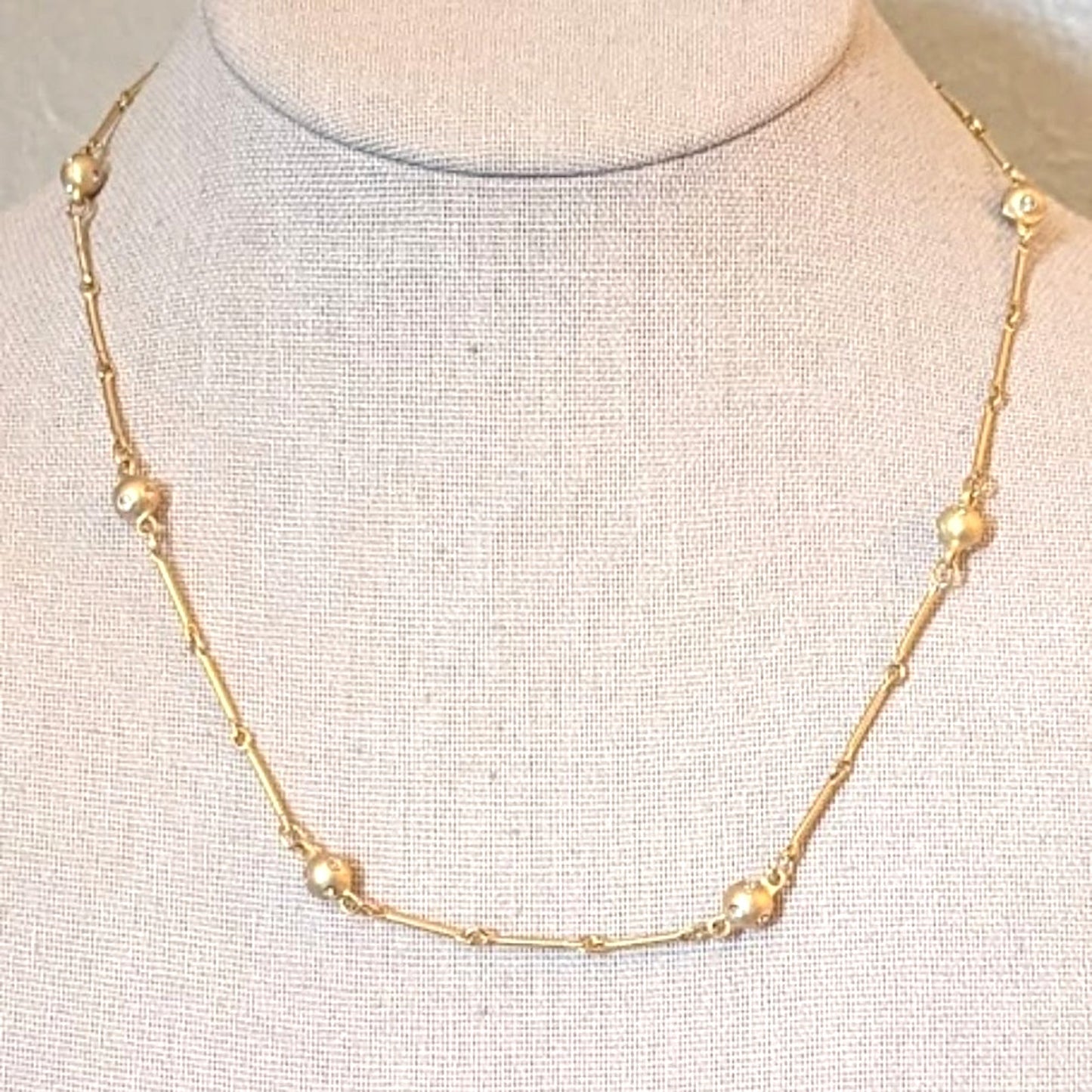 Unbranded Gold Tone Bar Chain Link Crystal Set Satin Ball Necklace