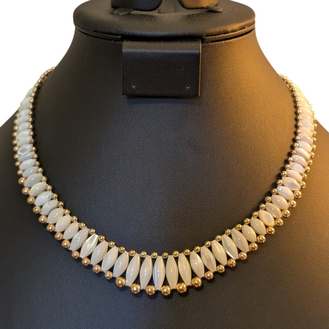 Vintage 18" Elongated MOP & Gold Tone Beaded Necklace Screw Clasp
