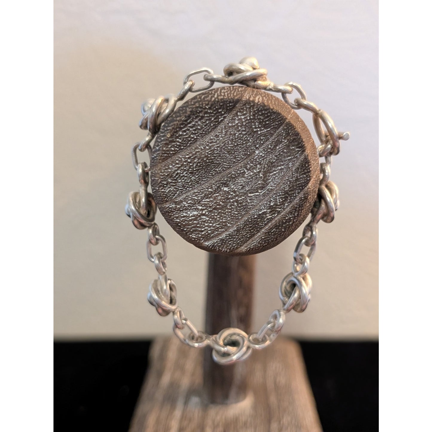 Vintage Stamped Mexico 925 Sterling Silver Love Knot Toggle Clasp Bracelet