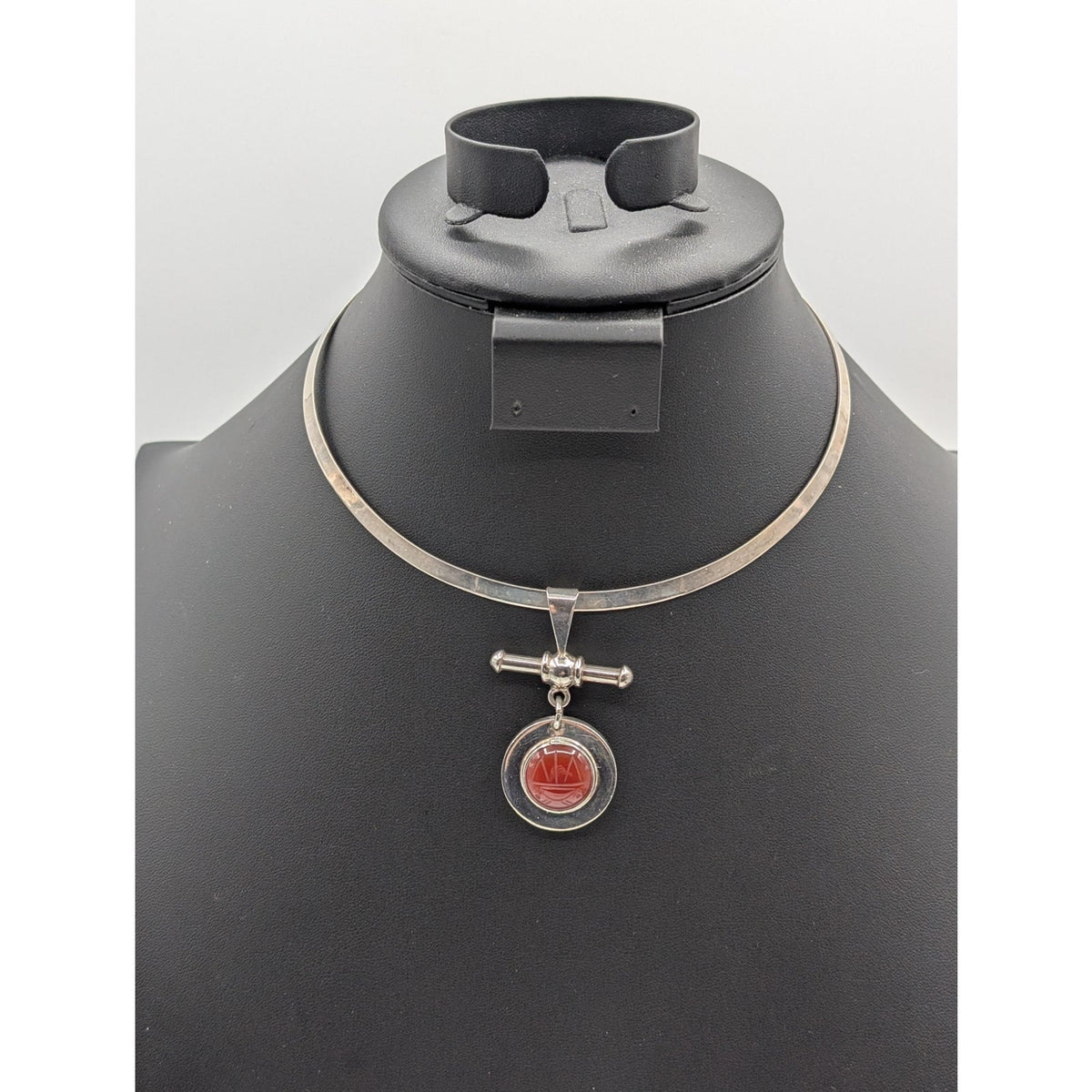 Heavy Silver Plated Marked CMN Carved Carnelian Pendant Torque Necklace