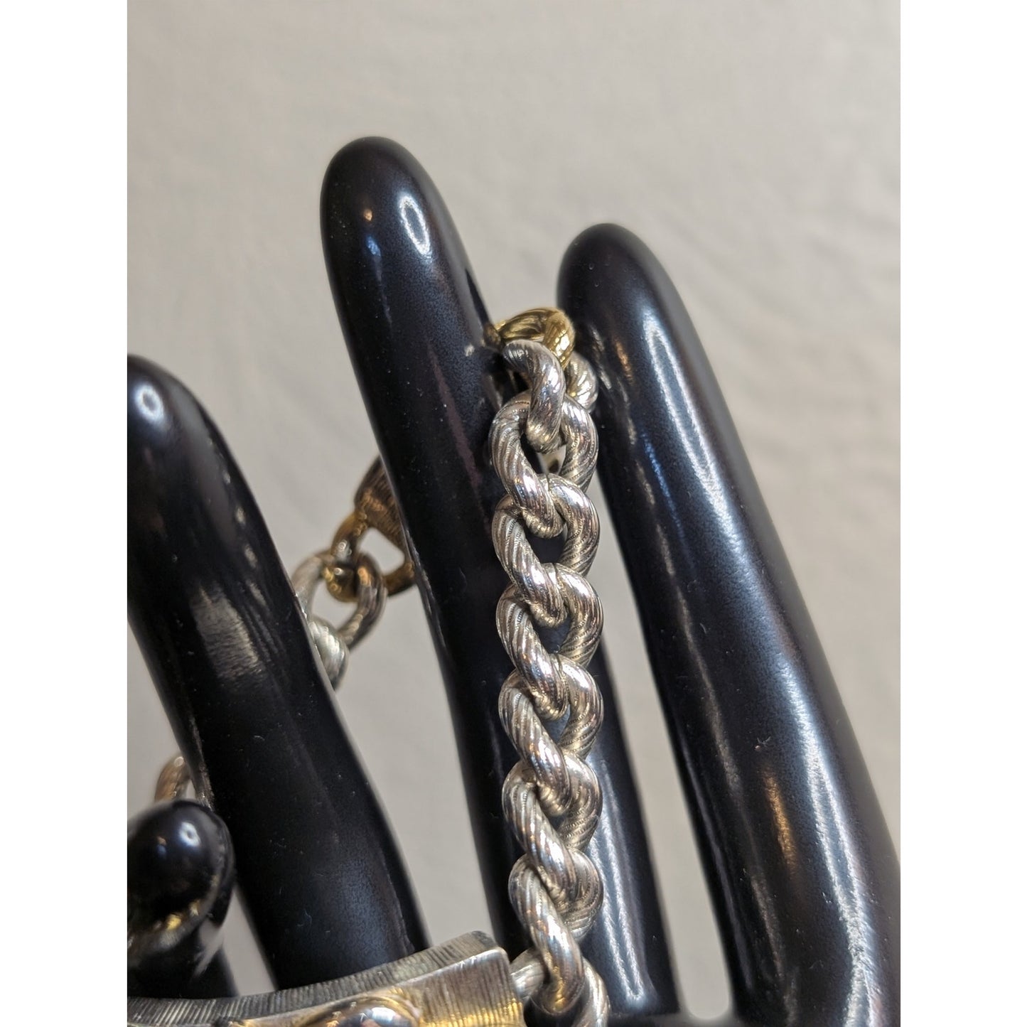 RARE FIND! Vintage Signed Oscar De La Renta Two Tone Chunky Chain Link Bracelet