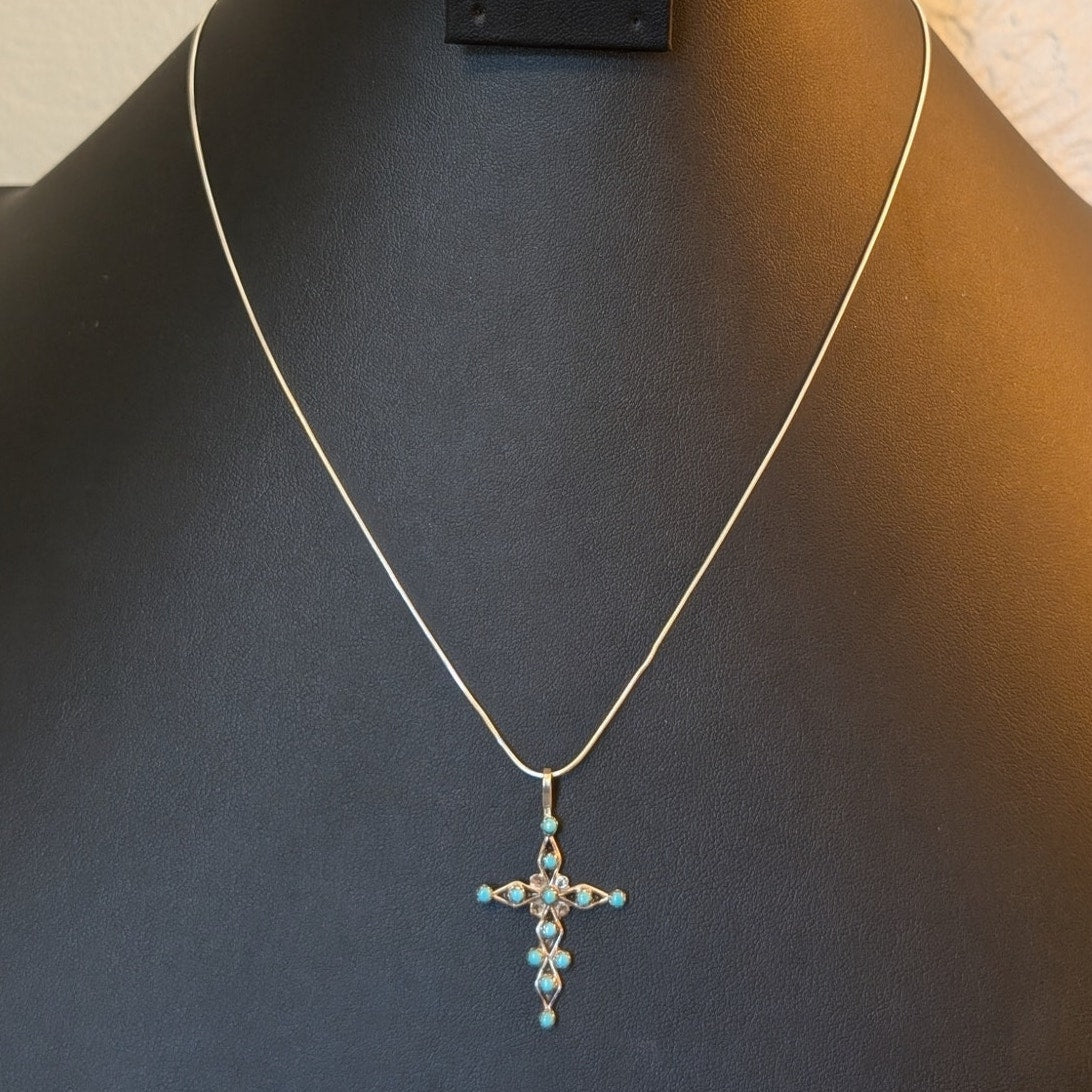Vintage 925 Sterling Silver Petit Point Sawtooth Set Turquoise Cross Necklace