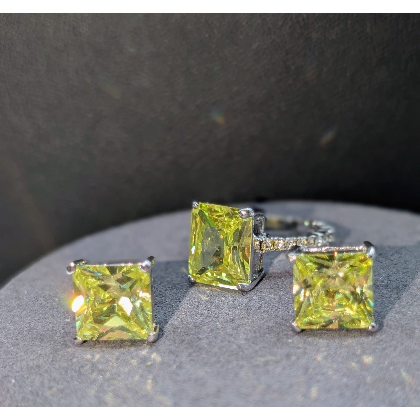 Demi-Parure Set of Green Apple Crystal Silver Tone Rhinestone Jewelry