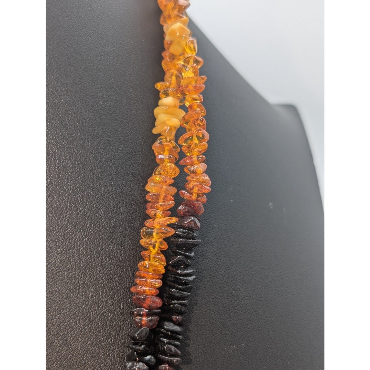 Vtg Baltic Yellow Honey Brown Black Color Naturally Shaped Amber Bead Necklace