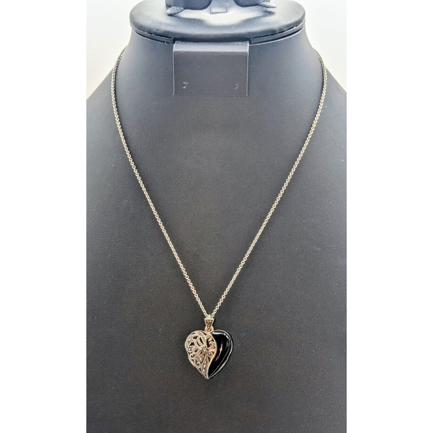 VTG 925 Sterling Marcasite Onyx Filigree Heart Locket 18" Chain Necklace 13.78g