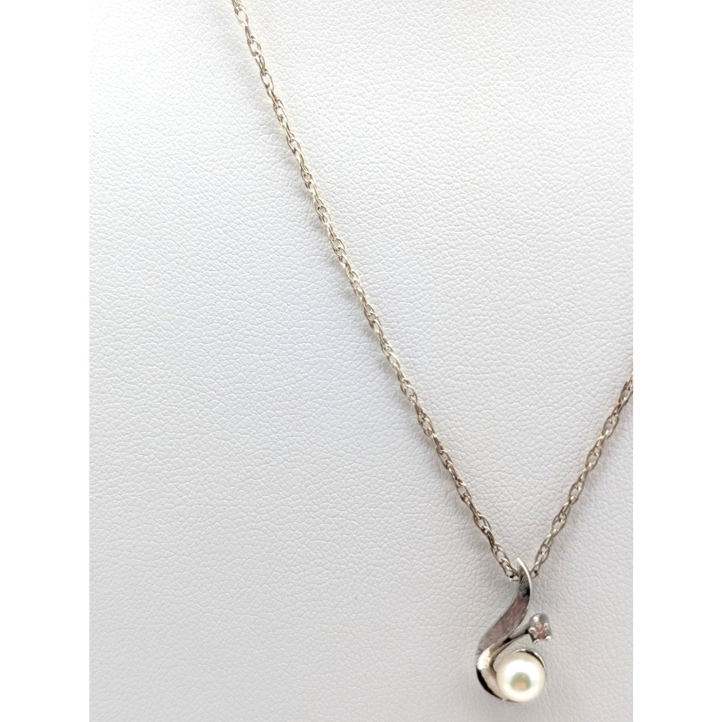 Vintage 925 Sterling Silver Pearl White Sapphire Pendant Chain 19.5" Necklace