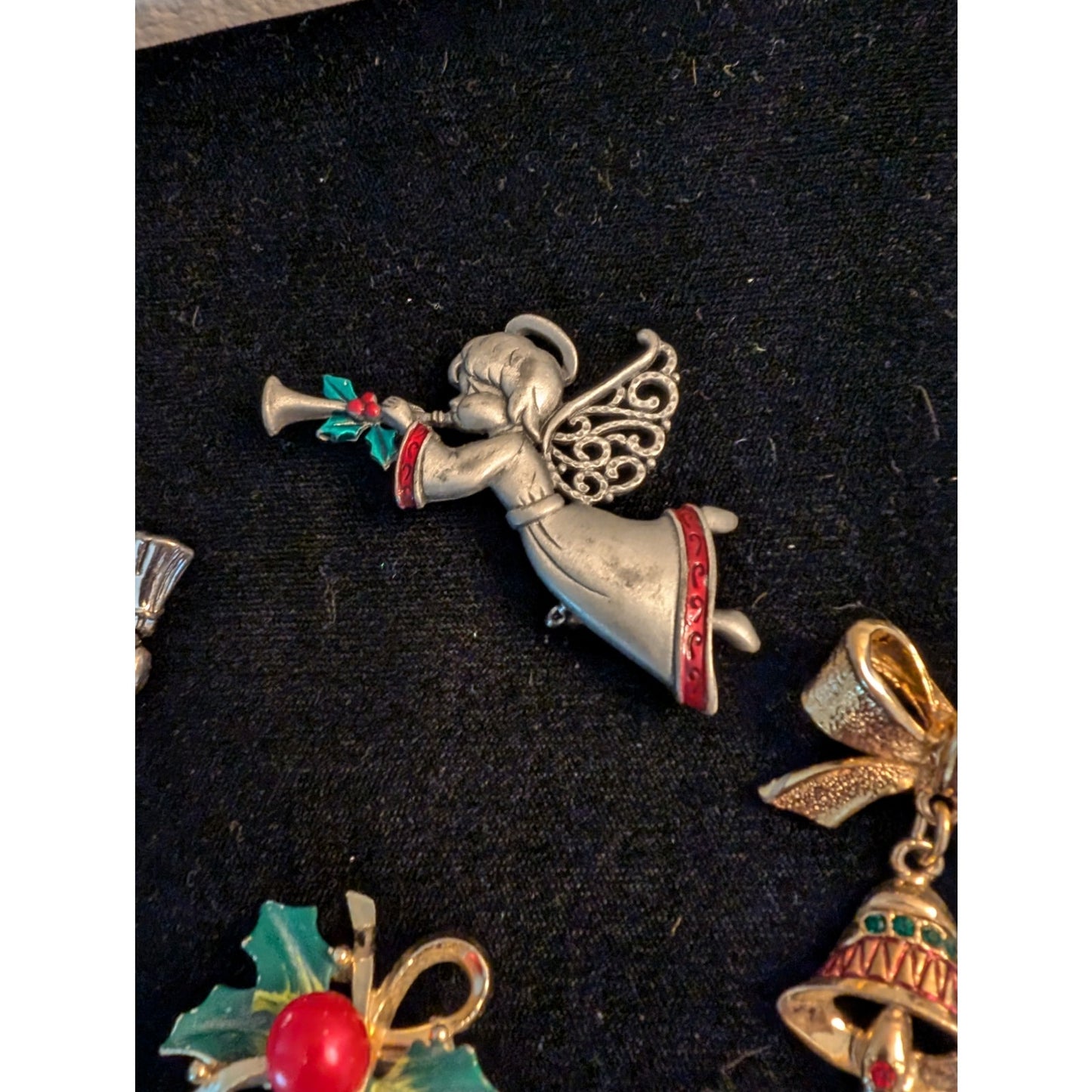 Lot of Seven Vintage Christmas Pins