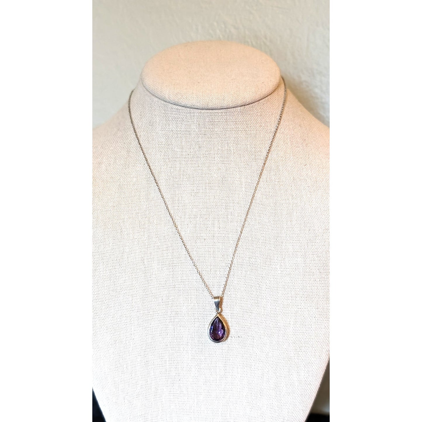 925 Sterling Silver Amethyst Teardrop Beaded Side Pendant 18" Necklace