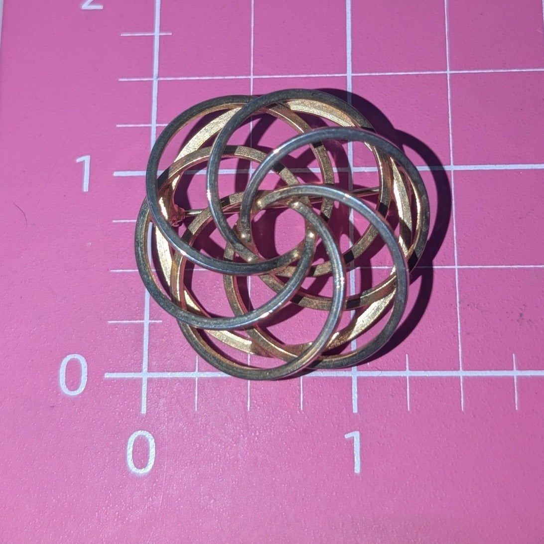 Lot of Two Vintage Intertwining Loopy Gold Tone Brooches