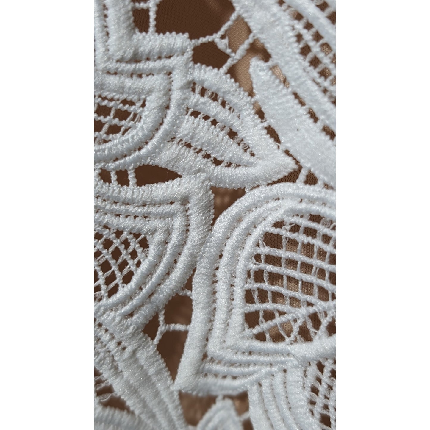 Lulus White Lace W/ Nude Lining Special Occasion Midi Dress NWT Womens Sz S