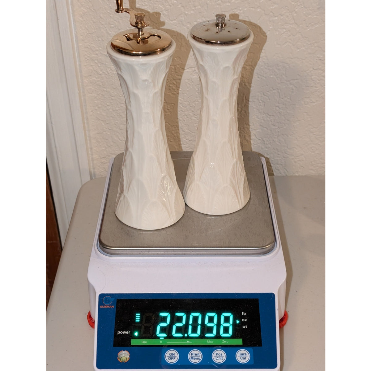 Vintage Lenox Glenwood Collection Porcelain Leaves Pepper Mill & Salt Shaker