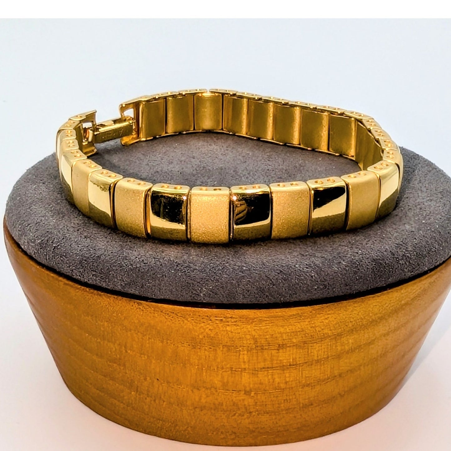 Napier Vintage Gold Plated Alternating Brushed Polished Chain Link Bracelet