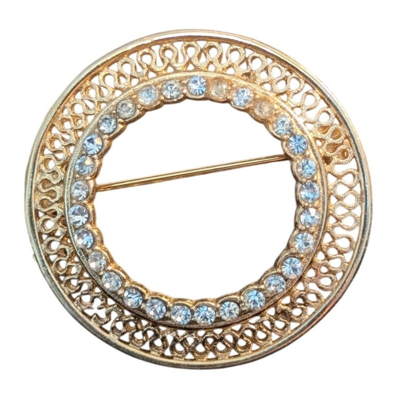 Vintage Unsigned Filigree Rhinestone Wreath Brooch