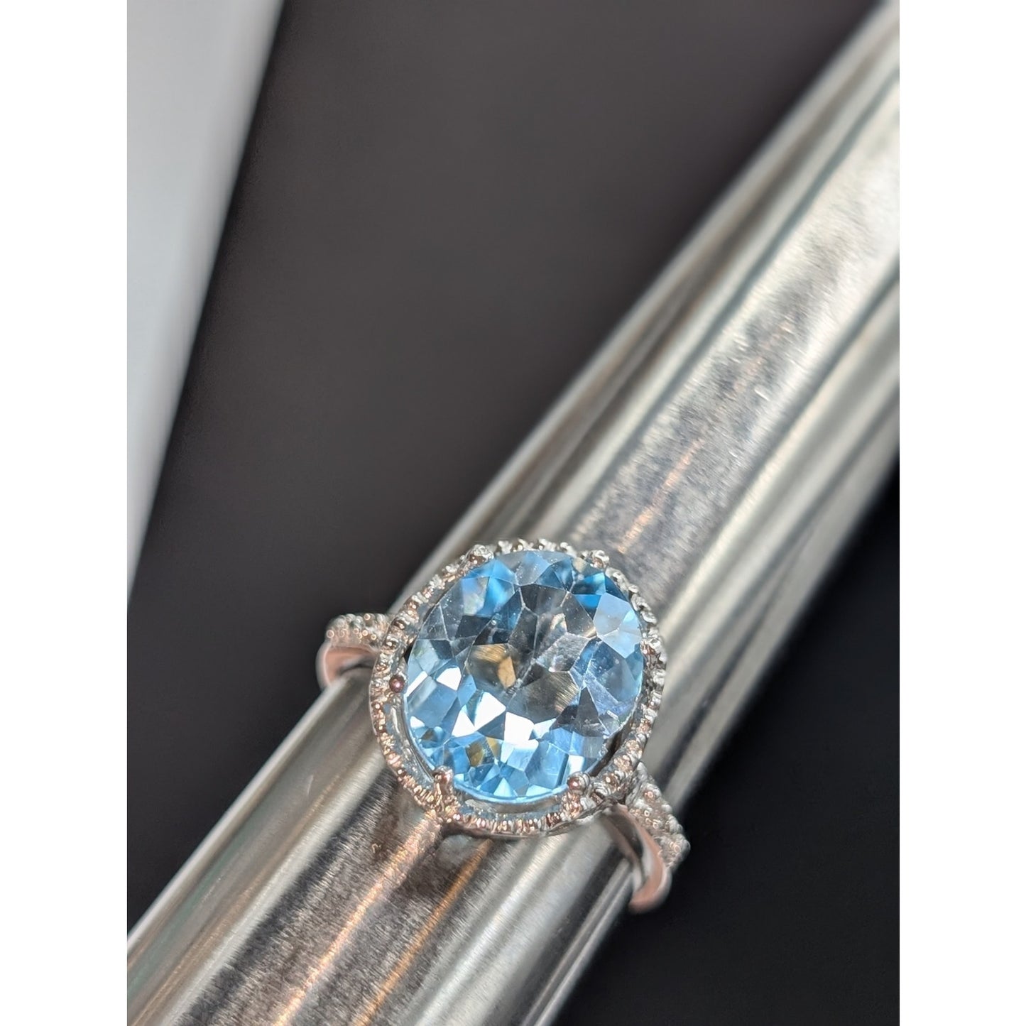 925 Sterling Silver Sky Blue Topaz Diamond Ring Size 8.25