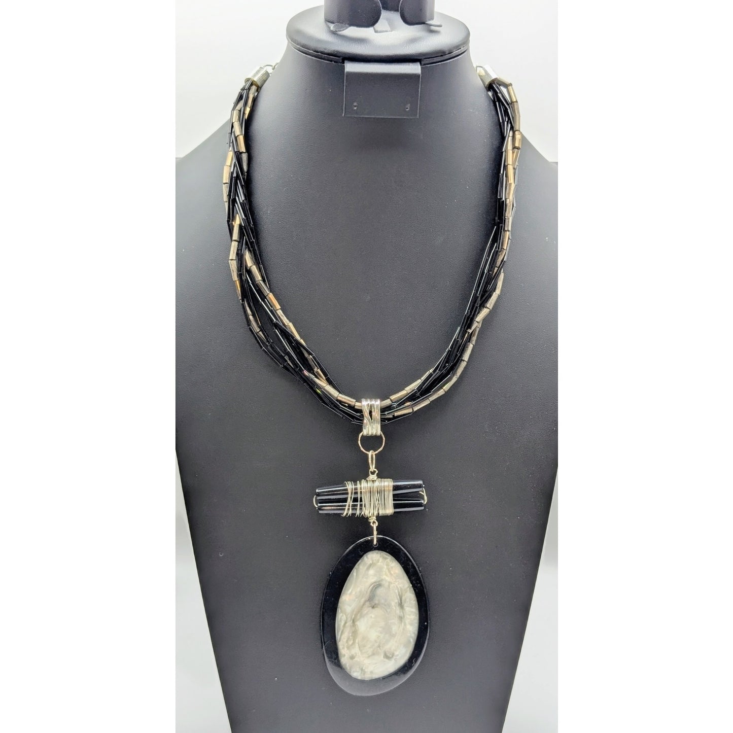 Chico's Chunky Bold Black White Multi-Beaded Chain Pendant 18"-22" Necklace