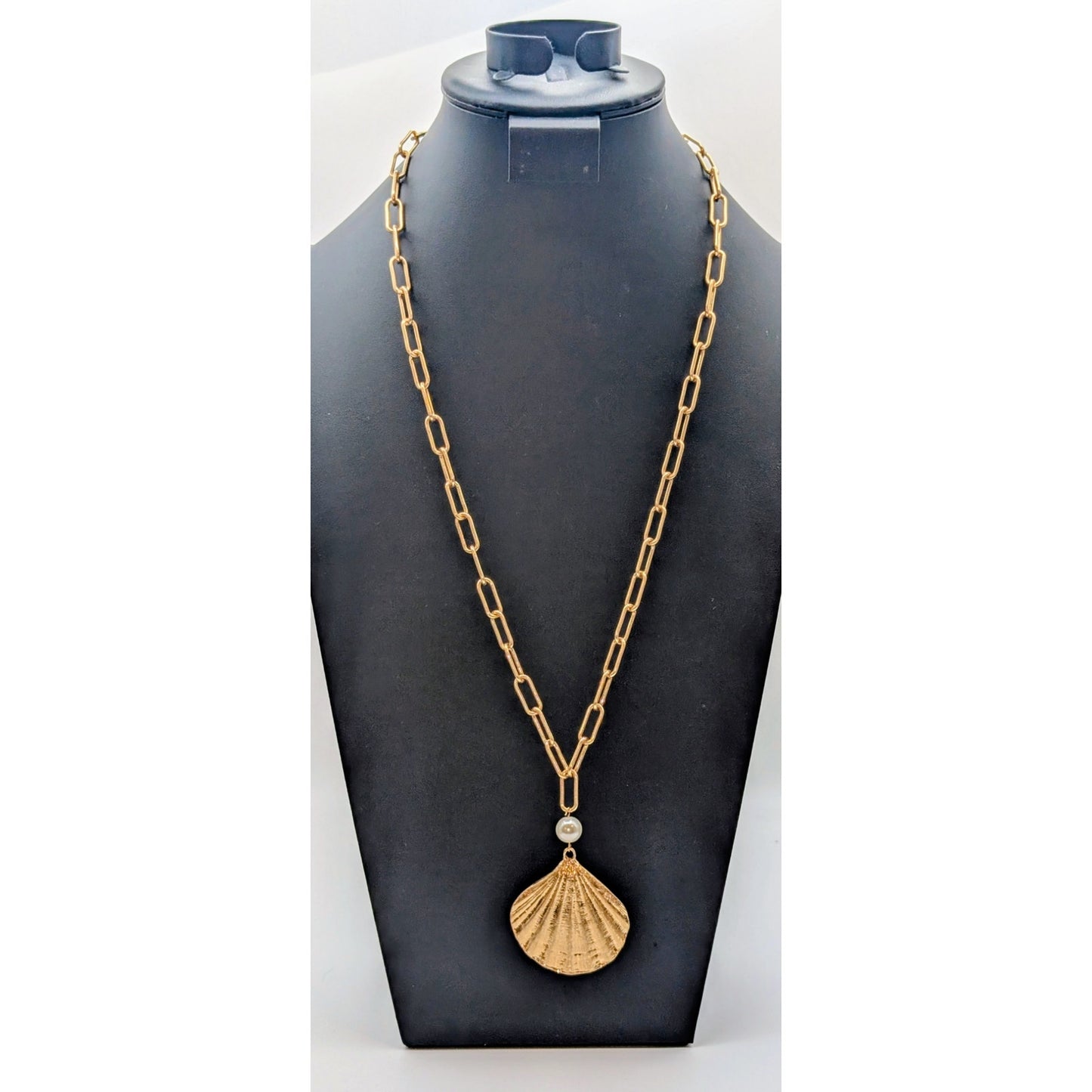 Gold Tone Clam Shell Faux Pearl Paper Clip Long Chain 28.25"-31.25" Necklace