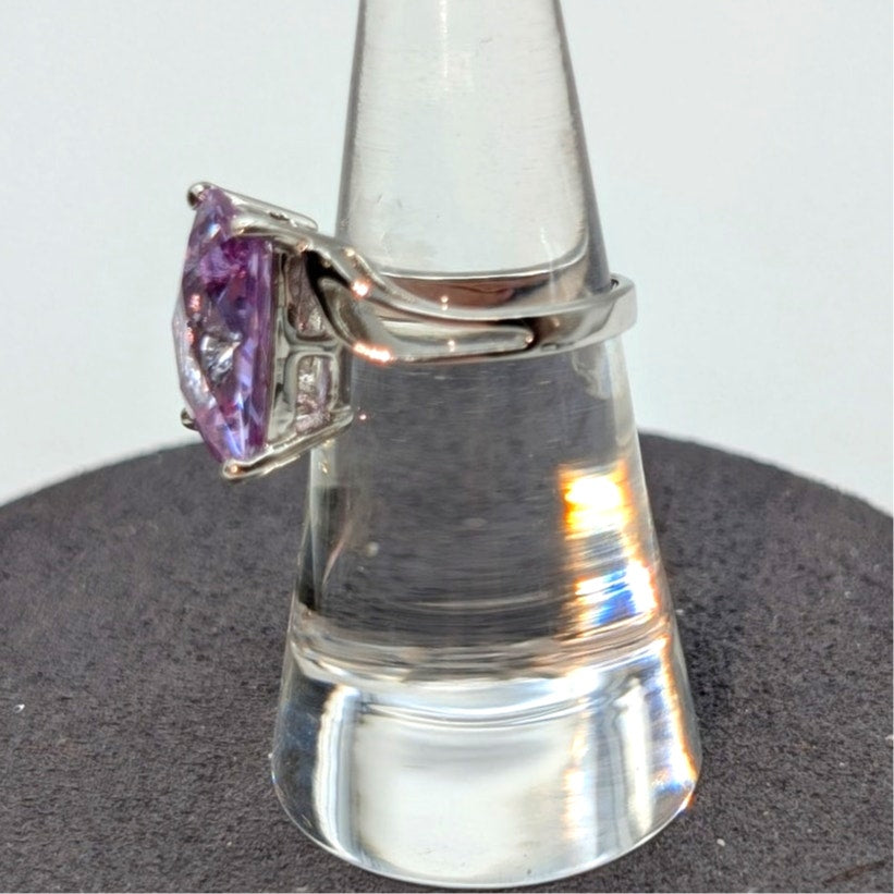 925 Sterling Silver Lavender Checkerboard Cut Rectangular Glass Stone Ring Sz 6