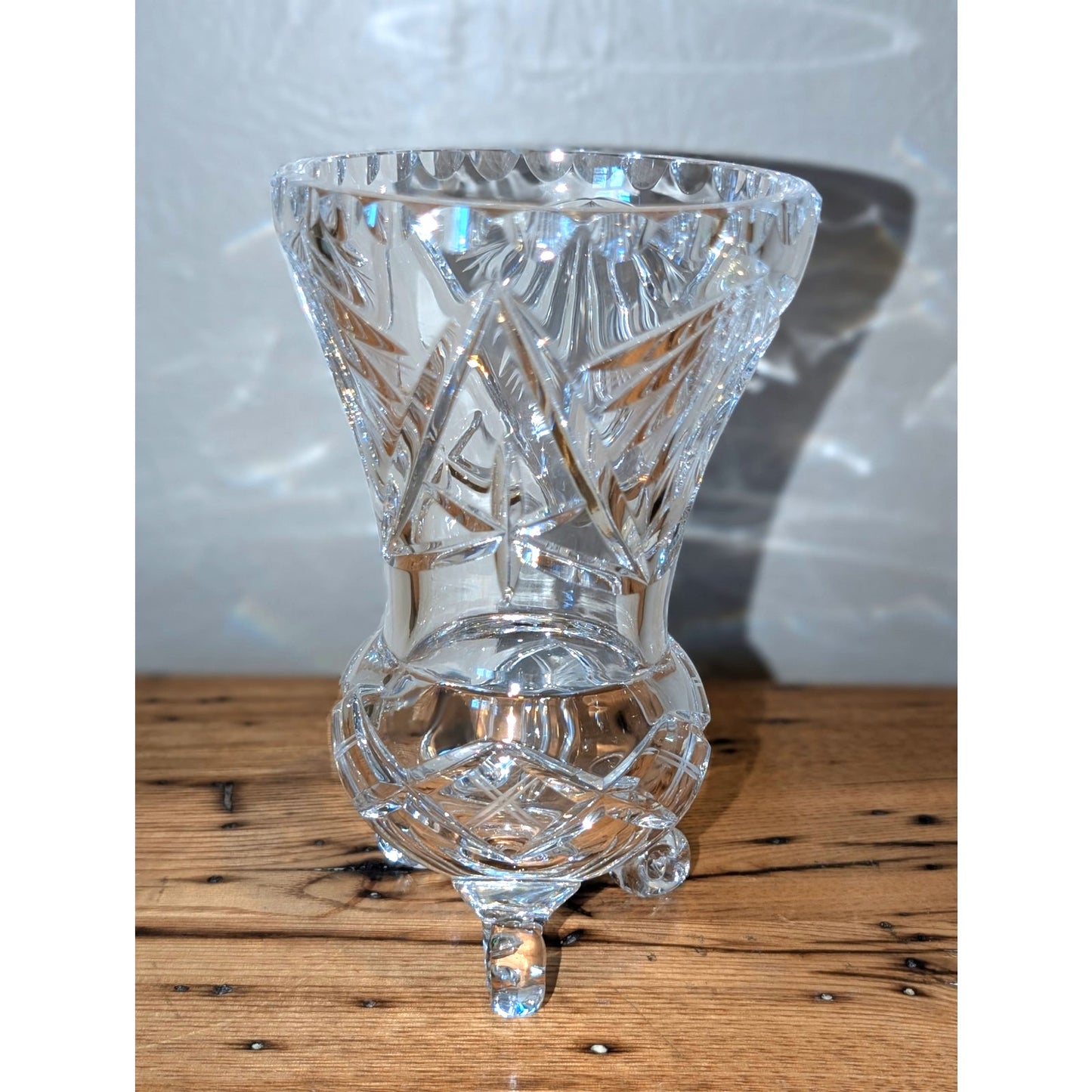 Gorgeous Vintage Cut Crystal Tripod Footed Scalloped Mouth Flower Vase