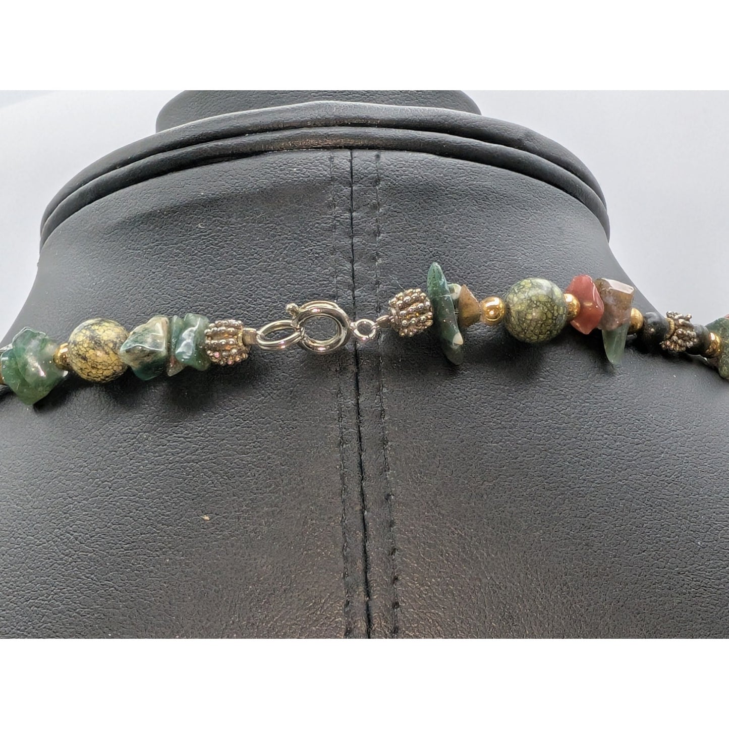 Green Stone Teardrop Beaded 24" Necklace and Chip Stretch Bracelet Mixed Lot