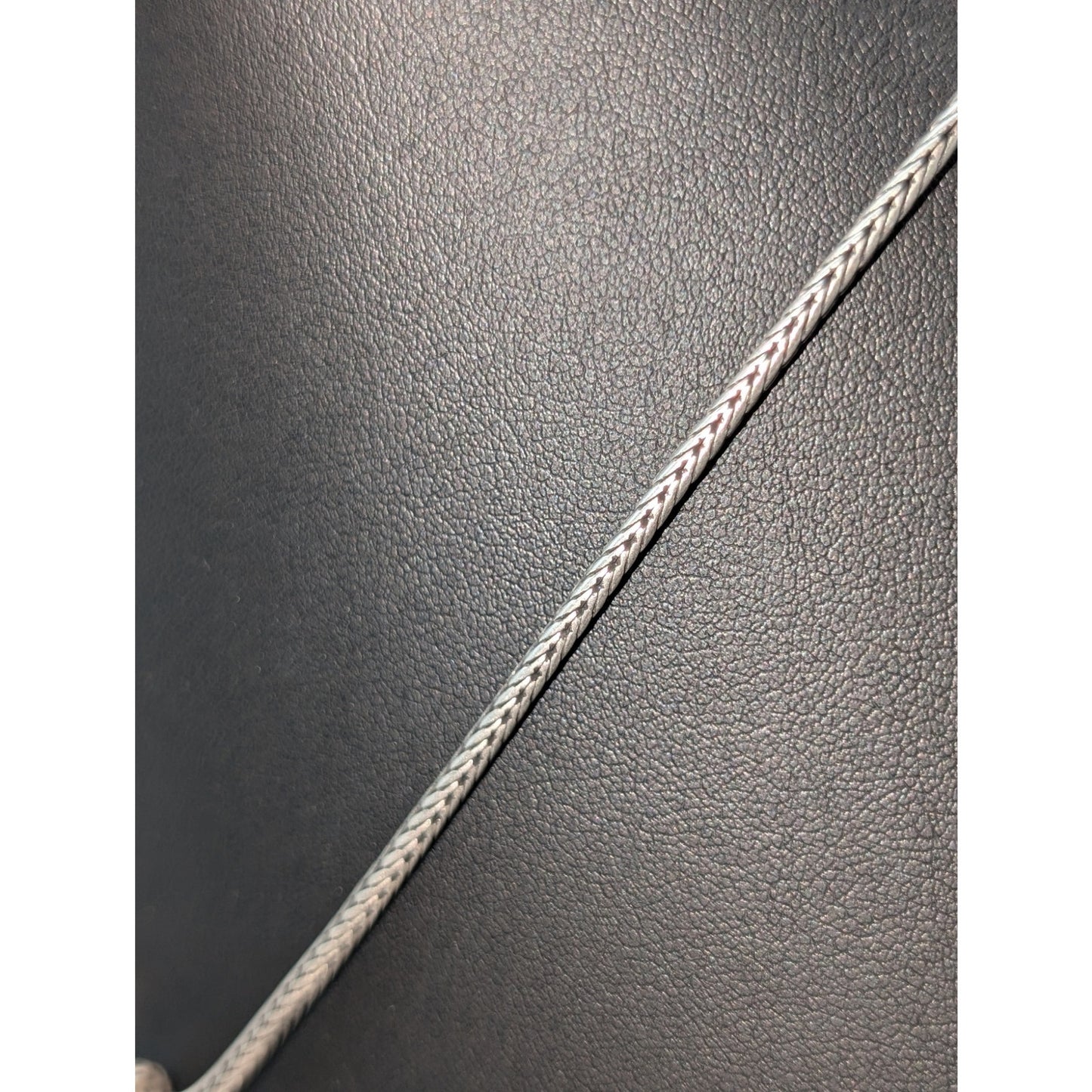 Premier Designs Two Tone Hammered Pendant CZ Wheat Chain 16.5"-18"Necklace