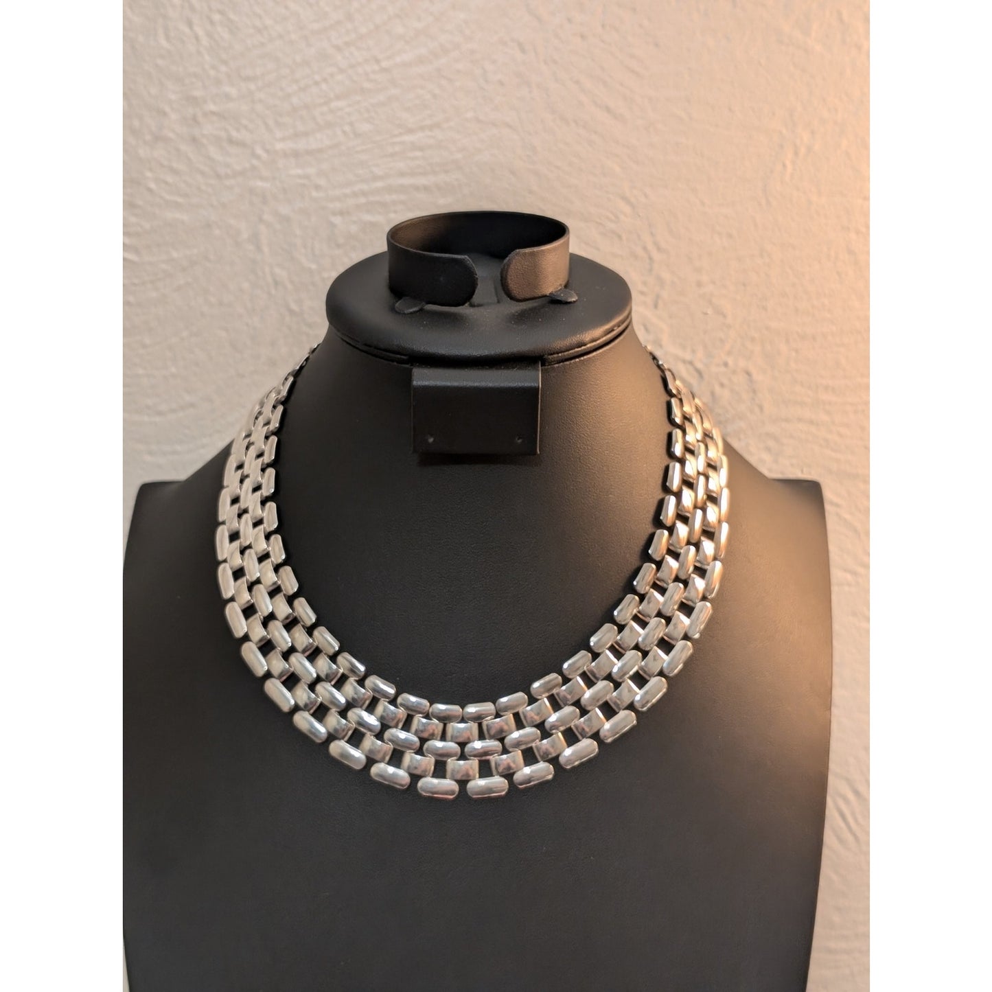Vintage Silver Tone Basket Weave Rhodium Plated 1" Wide Choker 18" Necklace