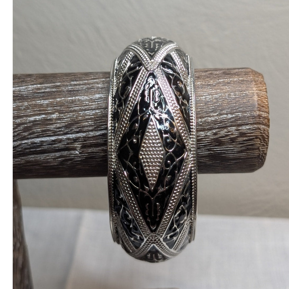 Black Enamel Silver Tone Wide Domed Hinged Bangle Clamper Bracelet