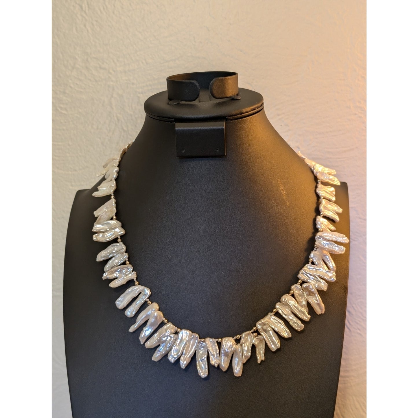 Hand-knotted Gold Tone Toggle Clasp Keshia Pearl 23" Necklace