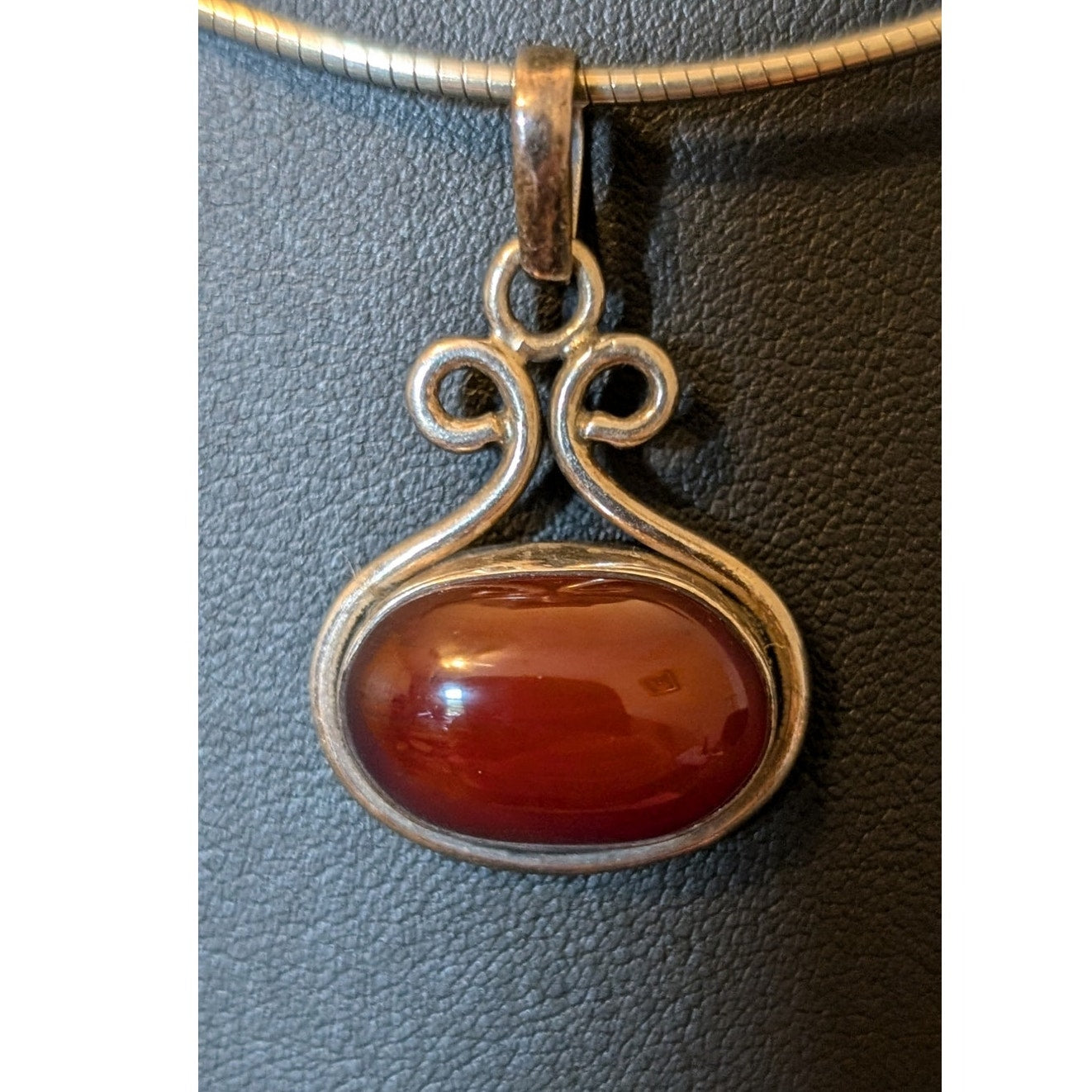 VTG Red Oval Stone Sterling Silver Pendant on 17" Sterling 1.5mm Cord Necklace