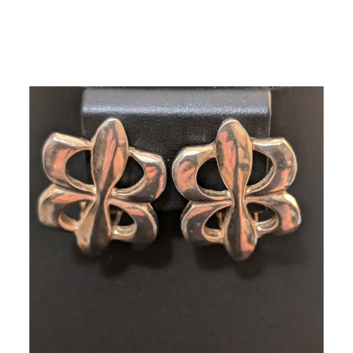 Vintage Signed Bergere Gold Tone Clip On Earrings