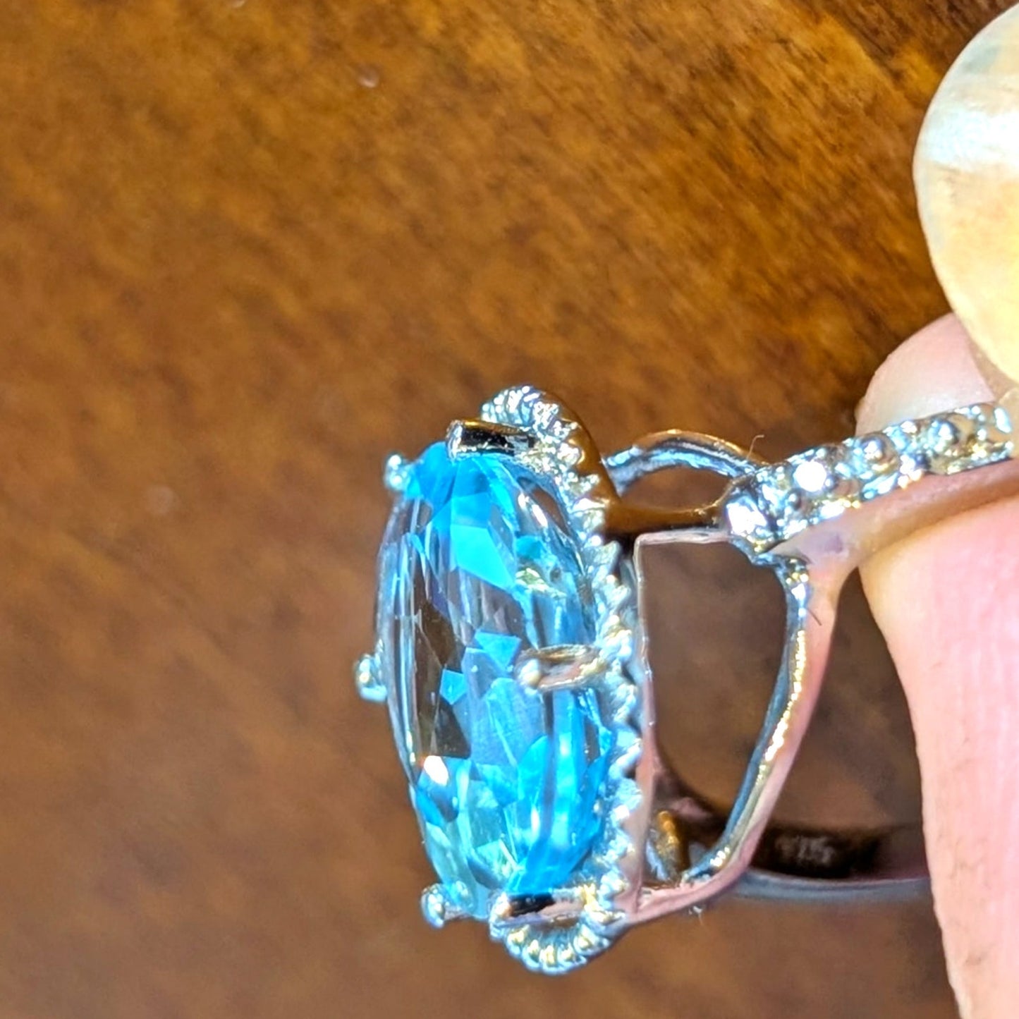 925 Sterling Silver Sky Blue Topaz Diamond Ring Size 8.25