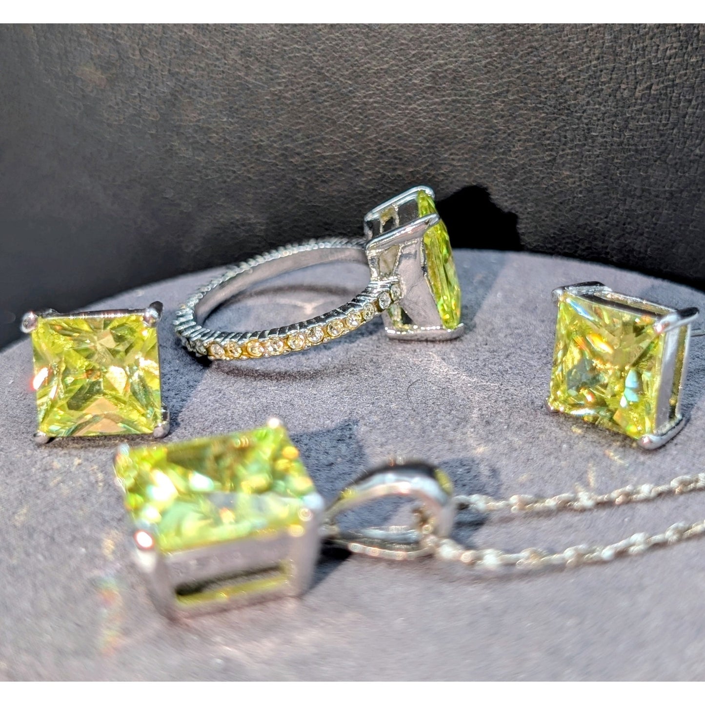 Demi-Parure Set of Green Apple Crystal Silver Tone Rhinestone Jewelry