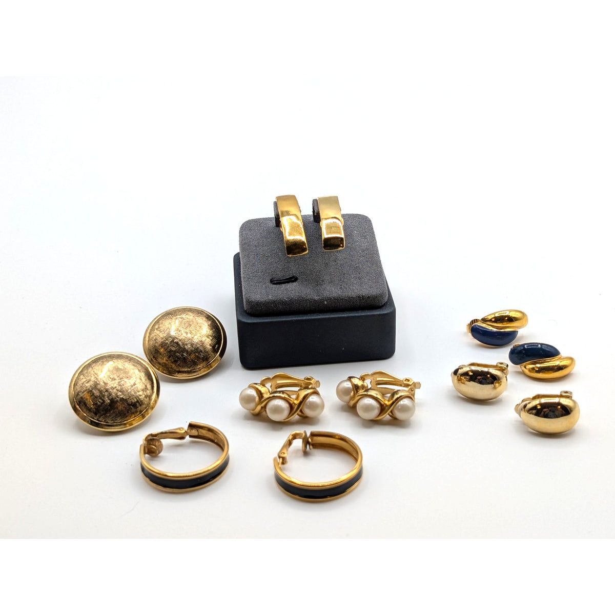 Lot of Six Pair Unsigned Vintage Gold Tone Clip On Earrings