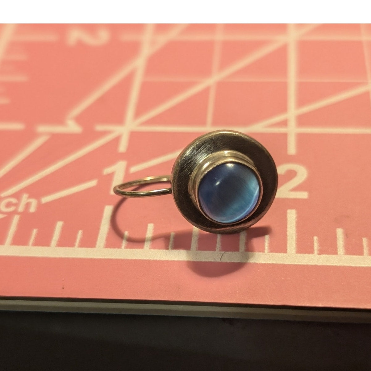 Vintage 925 Sterling Silver Mexico Cat's Eye Moonstone Wire Earrings