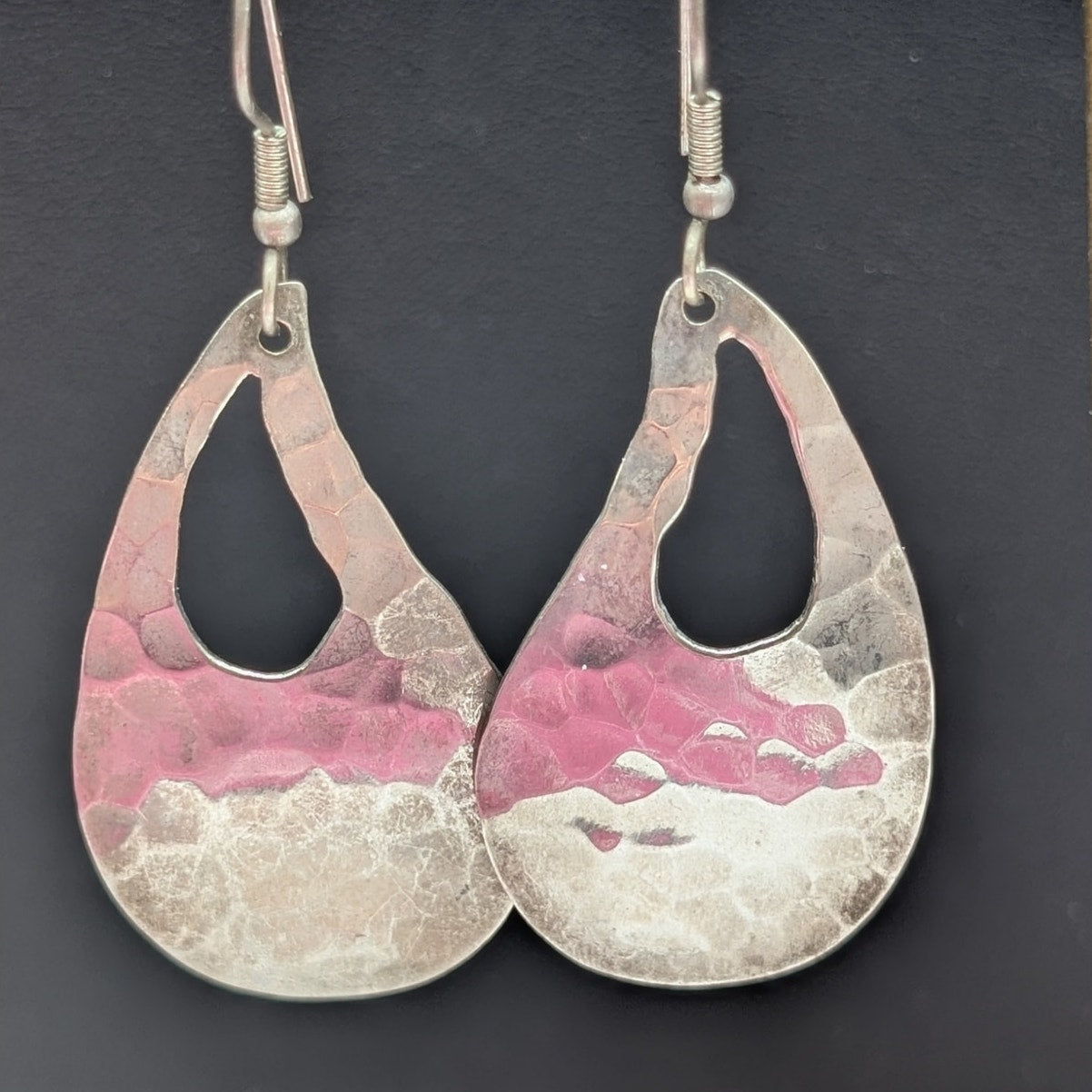 Vintage 925 Mexico Sterling Hammered Abstract Cut Out Teardrop Dangle Earrings